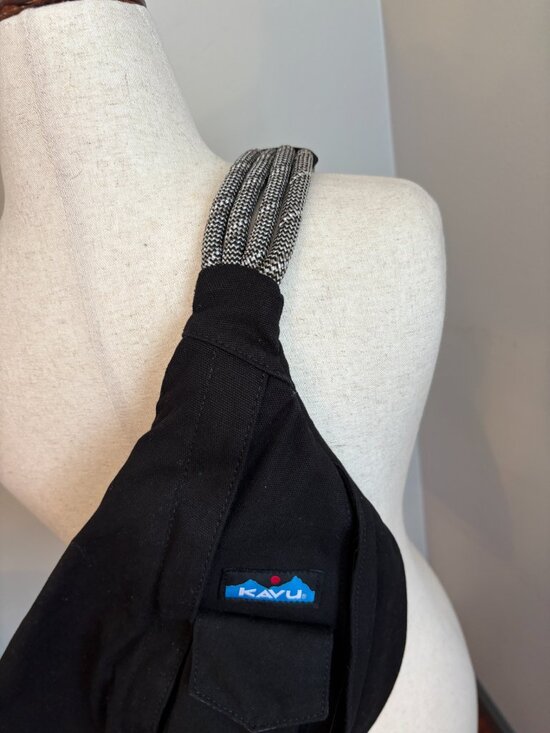 KAVU Rope Bag Black Sling Backpack Crossbody Hiking Travel Pack {NWOT} main image 4